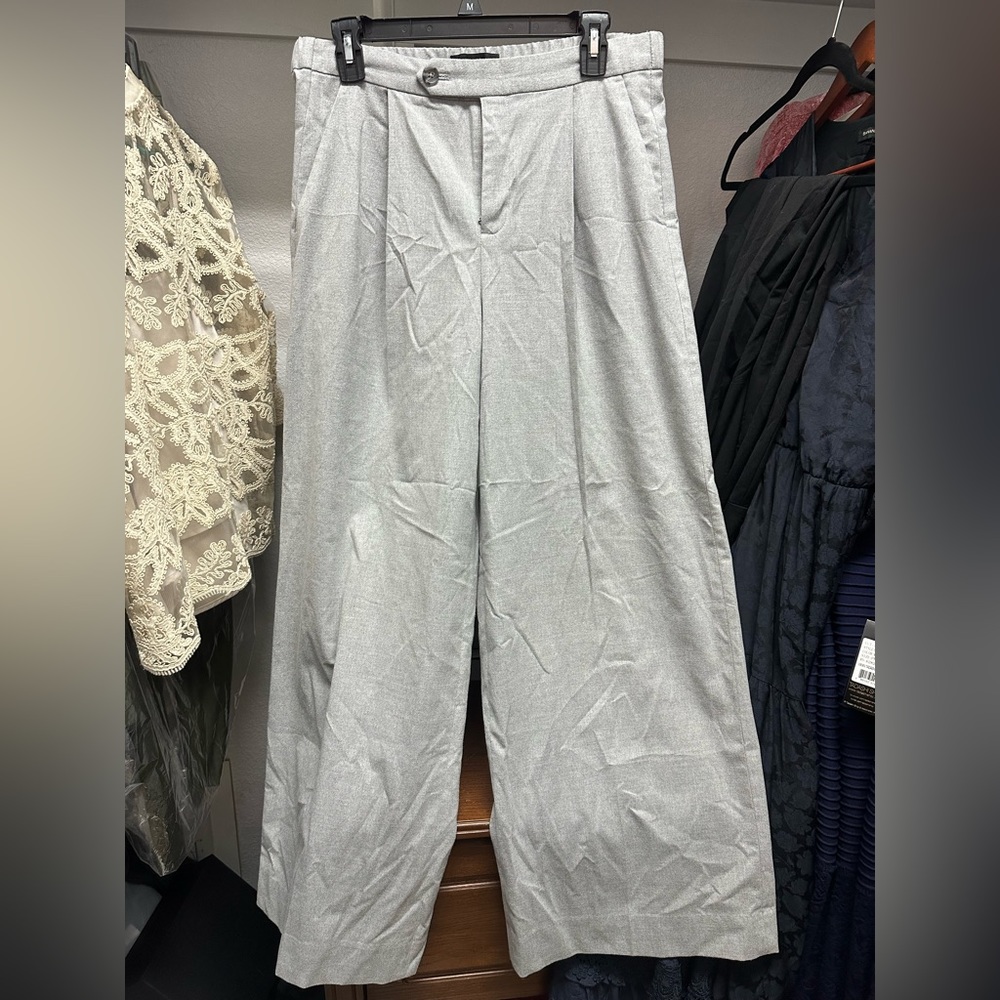 Banana Republic Wide leg Pants